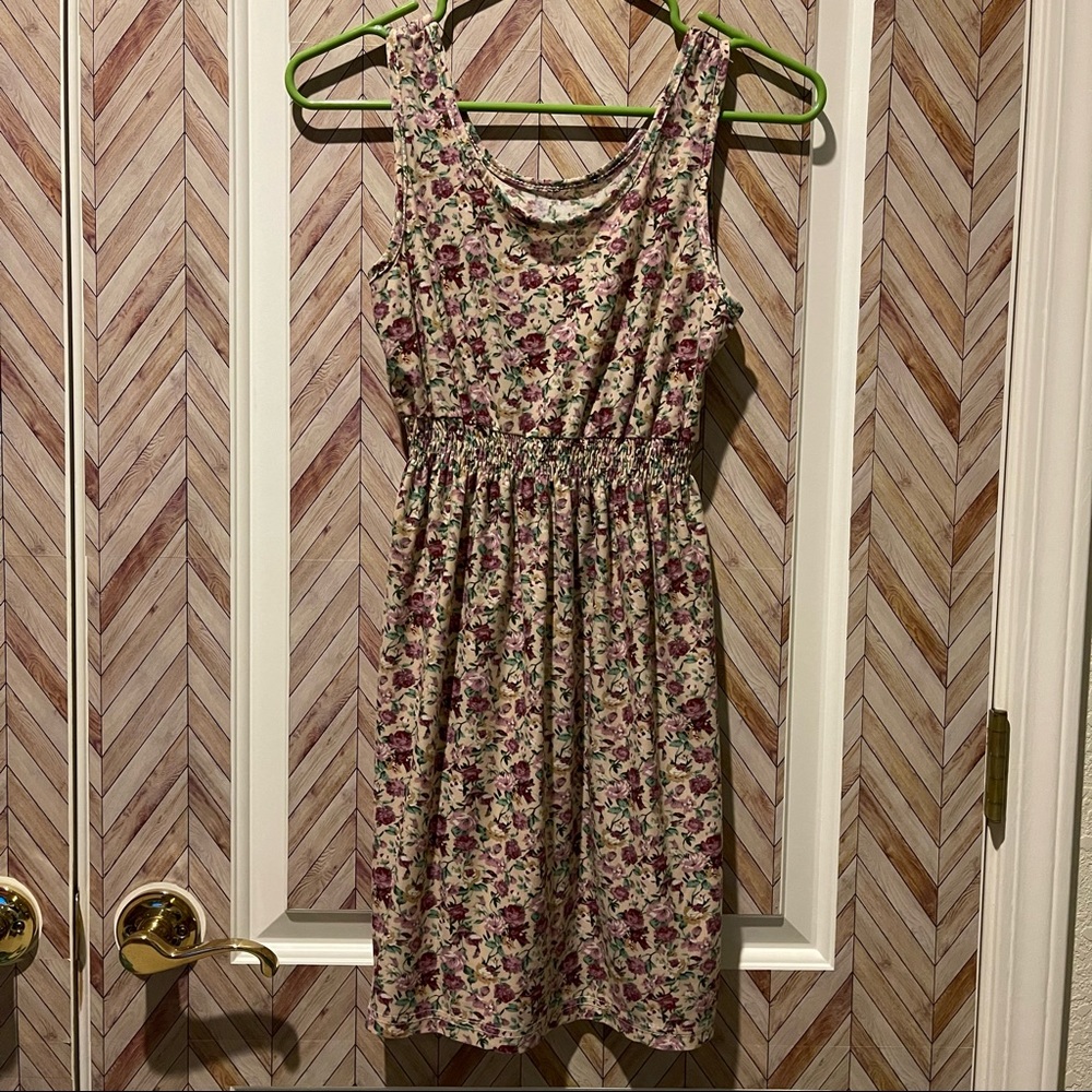 🤖2:$7/3:$10/4:$12🤖 Floral Dress